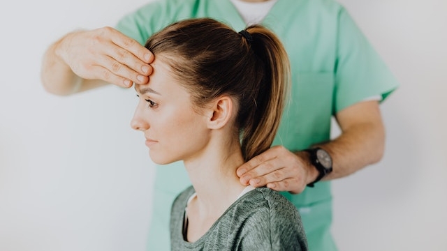 What is cognitive therapy good for?